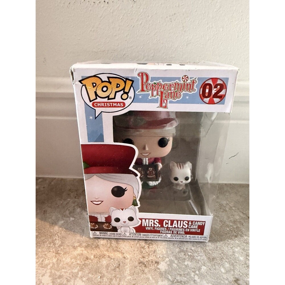 Funko Pop! Christmas Peppermint Lane Mrs. Claus & Candy Cane #02 Cat NIB